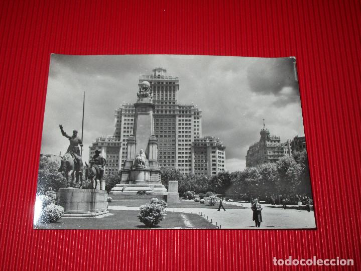 Postales: MADRID - MONUMENTO A CERVANTES Y EDIFICIO ESPA&Ntilde;A - N&ordm; 26 - ESCRITA - DOMINGUEZ - Foto 1