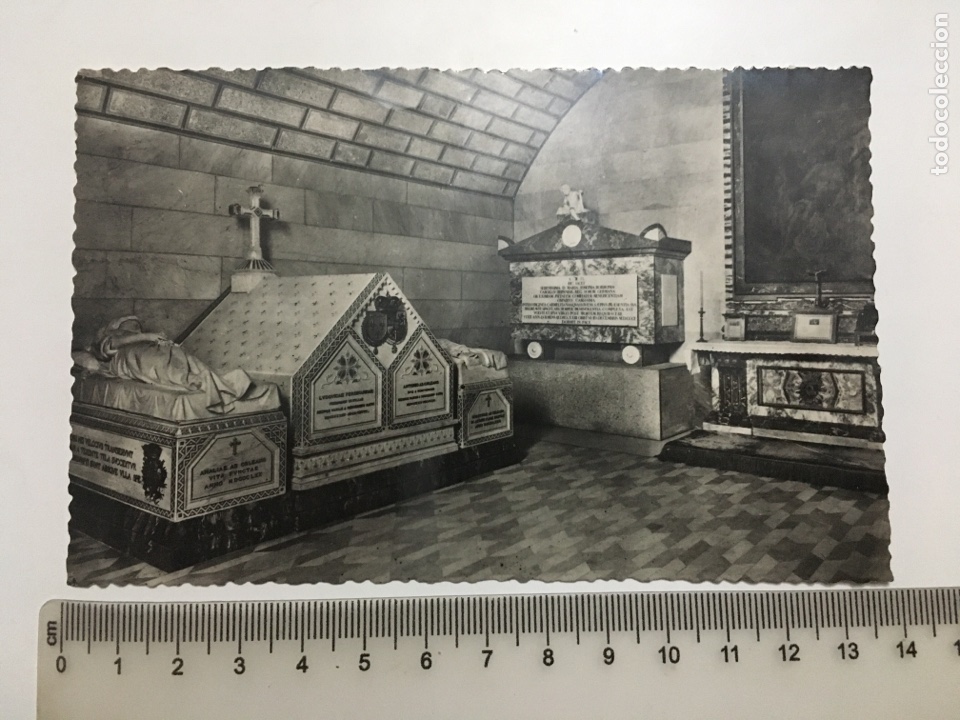 Postcards: POSTAL. MONASTERIO DEL ESCORIAL. PANTE&Oacute;N DE LOS DUQUES. H. A. E., H. 1960?.