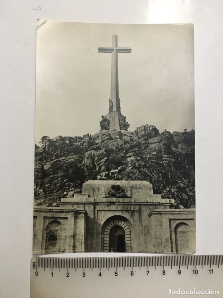 Postcards: POSTAL. CUELGAMUROS. VALLE DE LOS CA&Iacute;DOS. FISA. H. 1960?.