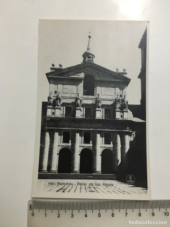 Postcards: POSTAL. ESCORIAL. PATIO DE LOS REYES. EDIC. UNIQUE. H. 1950?.