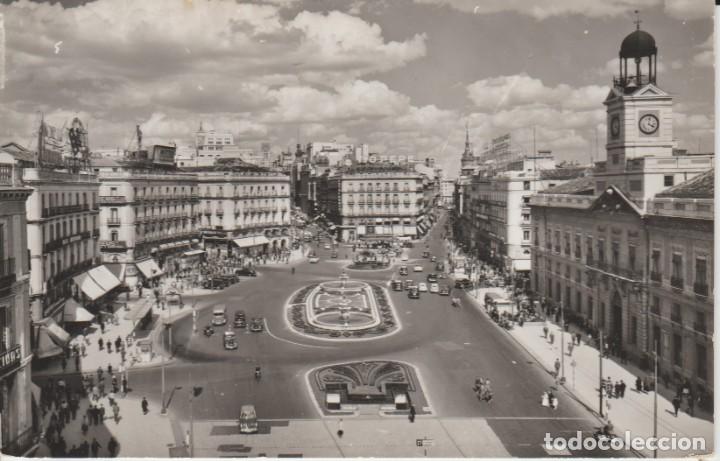 Postales: (31) MADRID. PUERTA DEL SOL - Foto 1