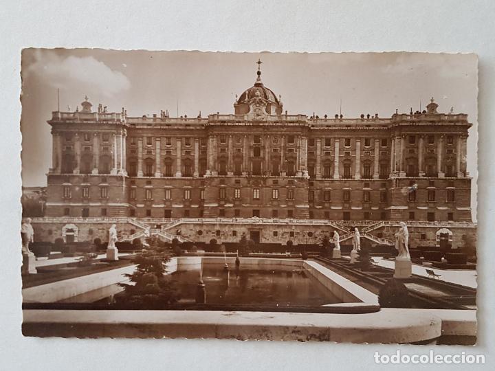 Postales: MADRID PLAZA DE ORIENTE POSTAL - Foto 1