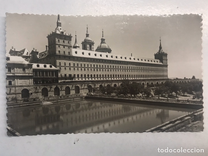 Postais: EL ESCORIAL. Postal No.5, Monasterio. Estanque de la Huerta. Edita: ediciones Garc&iacute;a Garrabella.