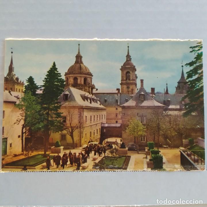 Cartes Postales: Monasterio del Escorial, Fachada Este y Jardines Fotocolor Dom&iacute;nguez n&ordm; 4