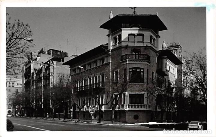 Postkarten: MADRID.- FOTOGRAF&Iacute;A CALLE ALMAGRO- COLEGIO ICCP