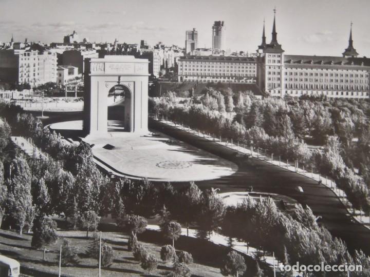 Postales: MADRID - ARCO DE LA VICTORIA - Foto 1