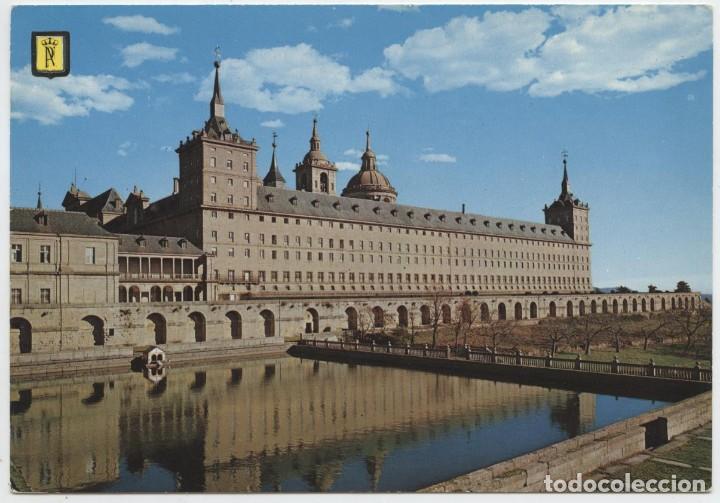 Cartoline: N&ordm; 34-EL ESCORIAL. Vista del monasterio desde el jard&iacute;n...Sin circular.EDITORIAL PATRIMONIO NACIONAL