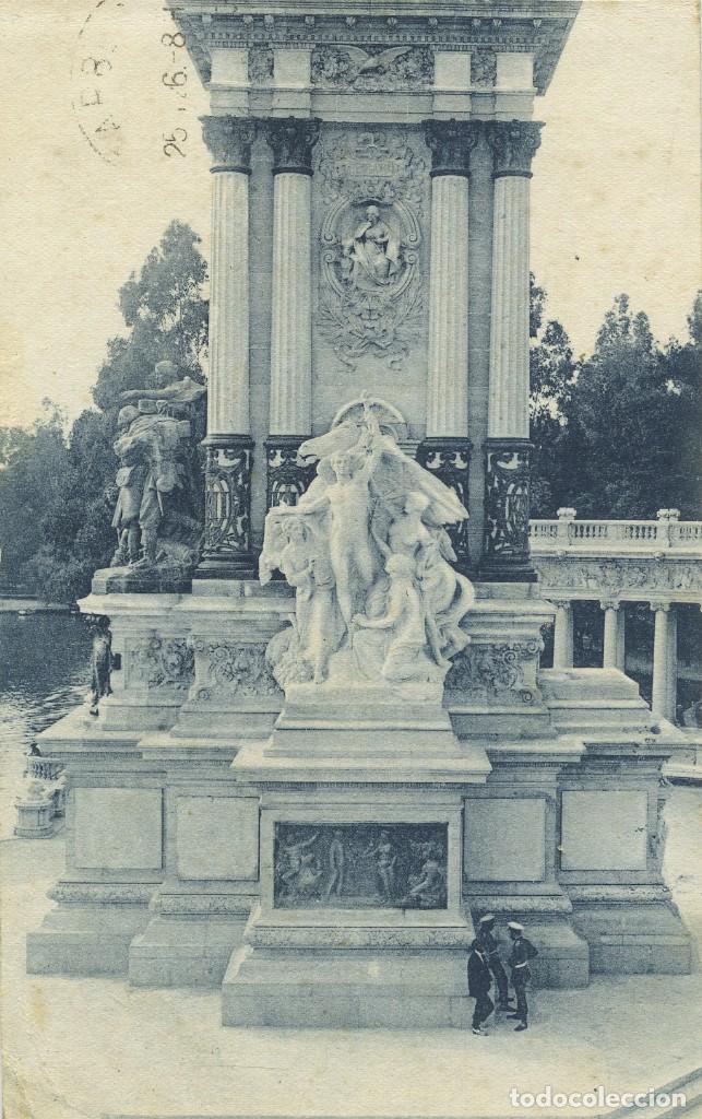 Postkarten: N&ordm; 172-MADRID. Monumento a Alfonso XII. Vista parcial Grupo... Circulada en 1928. ED. GRAFOS