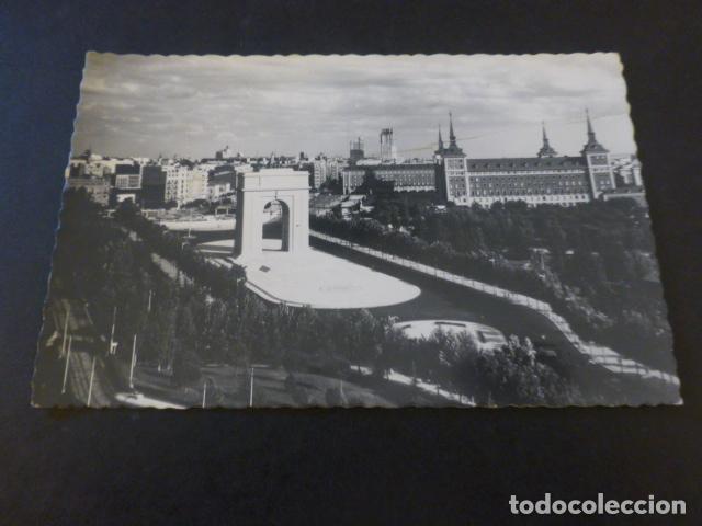 Postales: MADRID ARCO DE LA VICTORIA - Foto 1