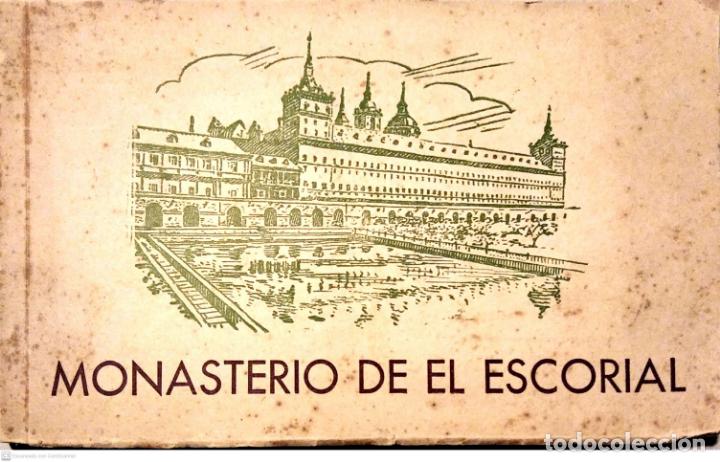 Postcards: Monasterio de El Escorial. Librito de 36 vistas de Hauser y Menet, nuevas y en Blanco/Negro, del tam
