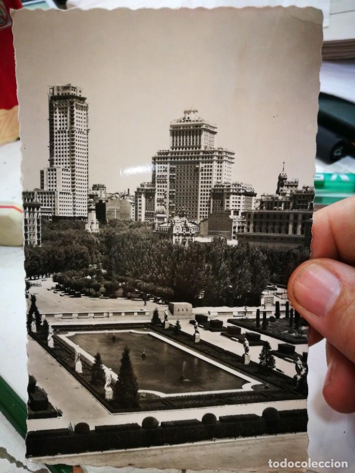 Postales: Postal M&Aacute;DRID Jardines de Sabatino N 157 GARC&Iacute;A GARRABELLA 1960 Escrita y Sellada