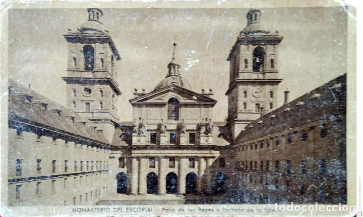 Postales: Monasterio del Escorial. Patio de los Reyes y Portada de la Iglesia. Ed. Arribas. Usada. Blanco/Negr