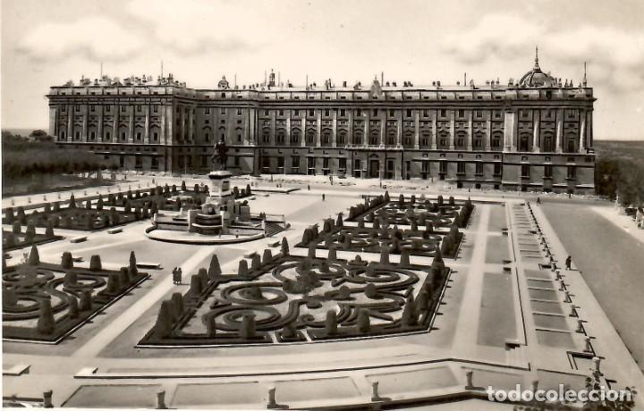 Cartoline: Serie II-MADRID. Plaza de Oriente y Palacio Nacional. Sin circular. ED. POSTALES BEA