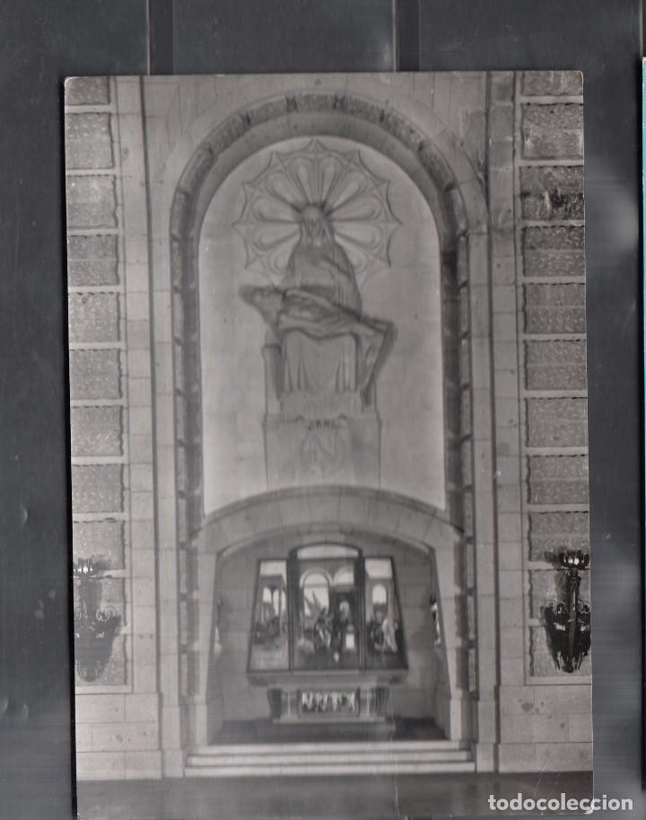 Postcards: N&ordm; 26 CUELGAMUROS. CRIPTA-BASILICA. ALTAR DE LA VIRGEN DE AFRICA