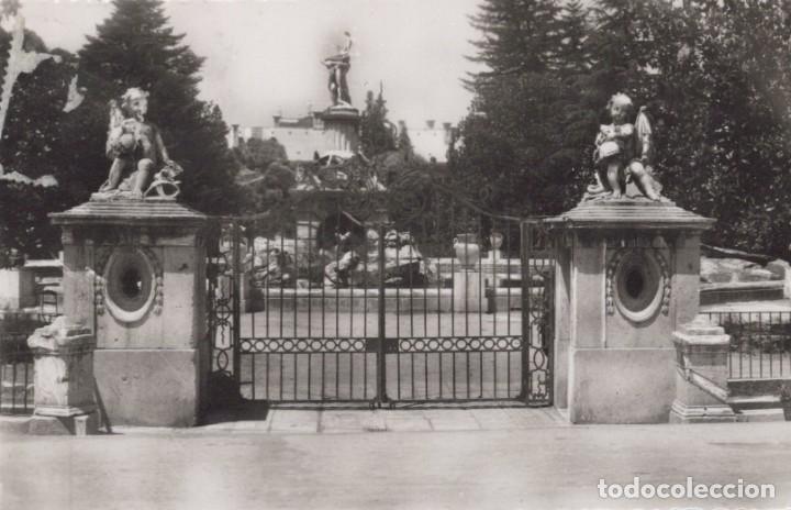 Postkarten: POSTAL ARANJUEZ - ENTRADA AL JARDIN DE LA ISLA - H A E - HELIOTIPIA - CIRCULADA