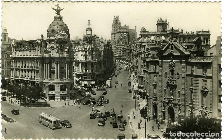 Cartes Postales: N&ordm; 101-MADRID. Calle de Alcal&aacute; y Avda. de Jos&eacute; Antonio. Circulada en 1952. EDICIONES F. MOLINA