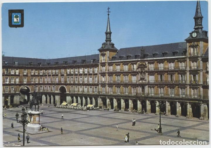 Postales: N&ordm; 28-MADRID. Plaza Mayor. Circulada en 1969. ED. DOM&Iacute;NGUEZ