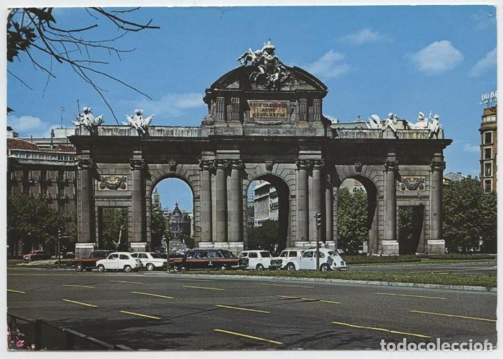 Postales: N&ordm; 284-MADRID. Puerta de Alcal&aacute;. Circulada en 1972. ED. F.D. FO GALLEGOS