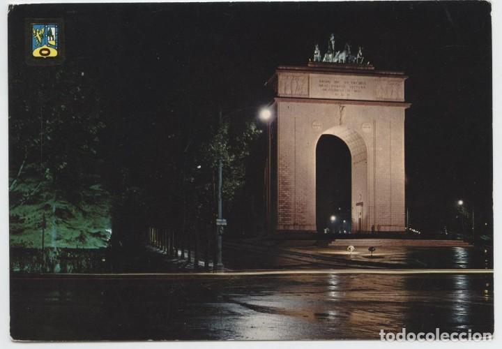 Postales: N&ordm; 56-MADRID. Arco de la Victoria. Vista nocturna. ED. DOM&Iacute;NGUEZ