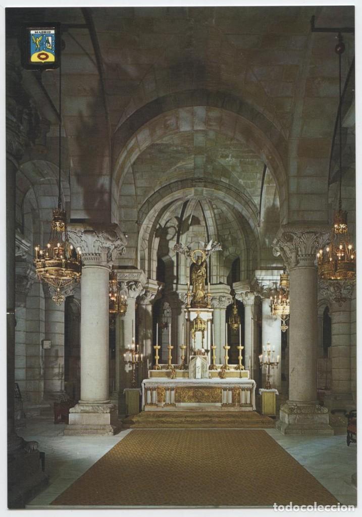 Cartes Postales: N&ordm; 13-MADRID. Altar Mayor de Nuestra Se&ntilde;ora de la Almudena. Sin circular. ED. DOM&Iacute;NGUEZ