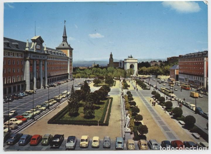 Cartes Postales: N&ordm; 58-MADRID. Plaza de la Moncloa. ED. J. L. GALLEGOS