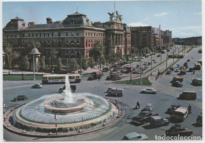 Postais: N&ordm; 100-MADRID. Glorieta del Emperador Carlos V. Fuente monumental. ED. GARC&Iacute;A GARRABELLA Y C&Iacute;A