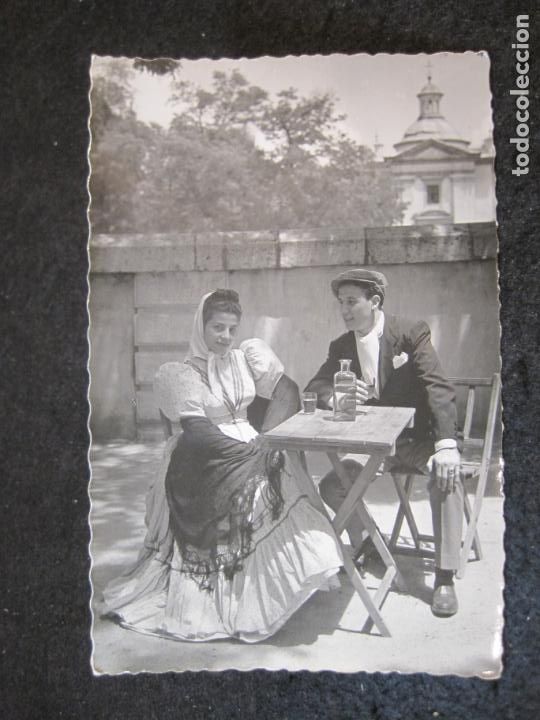 Postkarten: MADRID-UNA PAREJA TIPICA-ED&middot;GARCIA GARRABELLA-21-POSTAL ANTIGUA-(82.321)
