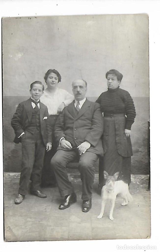 Postcards: 48010-EXTRAORDINARIA FOTOGRAFIA ANTIGUA - UNA FAMILIA- Pcp, DEL SIGLO XX