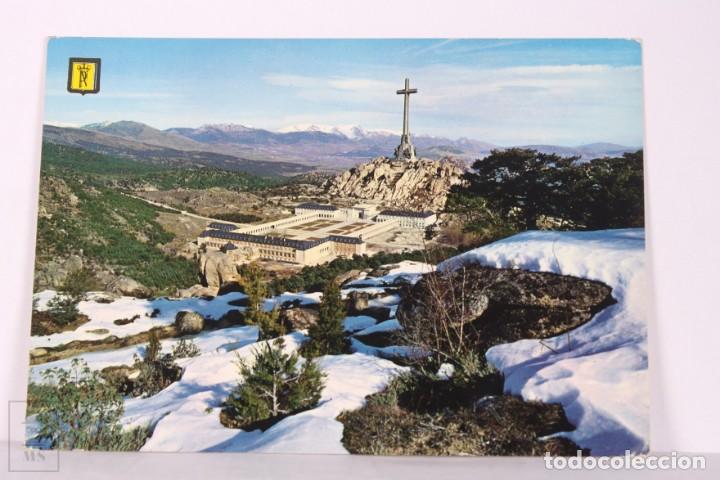 Postcards: Postal en Color El Valle de los Ca&iacute;dos (Cuelgamuros) a&ntilde;os 70 Panor&aacute;mica Nevada