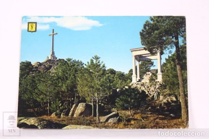 Postcards: Postal en Color Santa Cruz del Valle de los Ca&iacute;dos La cruz desde el V&iacute;a Crucis (Cuelgamuros) a&ntilde;os 70