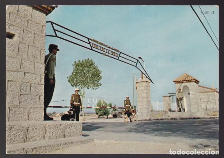 Postcards: Colmenar Viejo. *Campamento San Pedro - C.I.R. n&ordm; 1. Puerta Principal* Ed. Foto Minerva. Escrita.