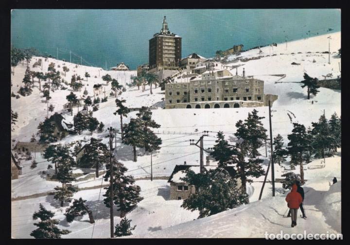 Cartoline: Puerto de Navacerrada. *Vista parcial y Residencia...* Ed. Vistabella n&ordm; 1. Circulada 1970.