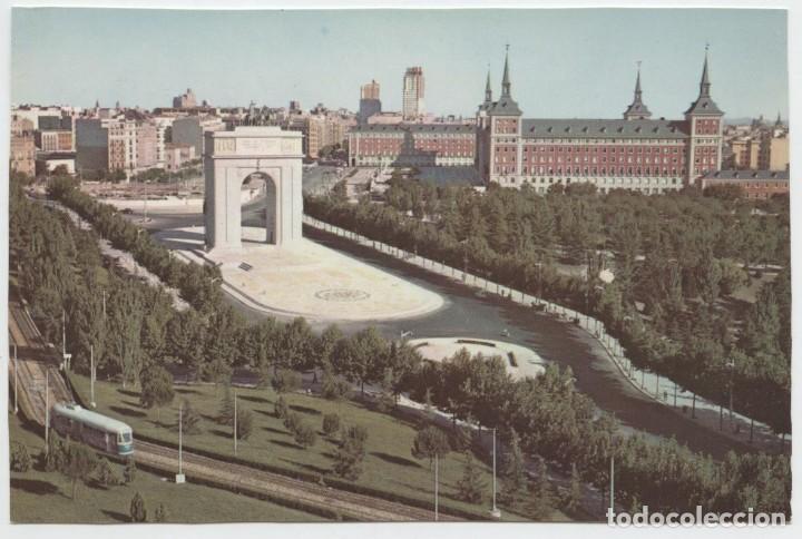 Postales: N&ordm; 1022-MADRID. Panor&aacute;mica del Arco del Triunfo y Ministerio del Aire. ED. GARC&Iacute;A GARRABELLA