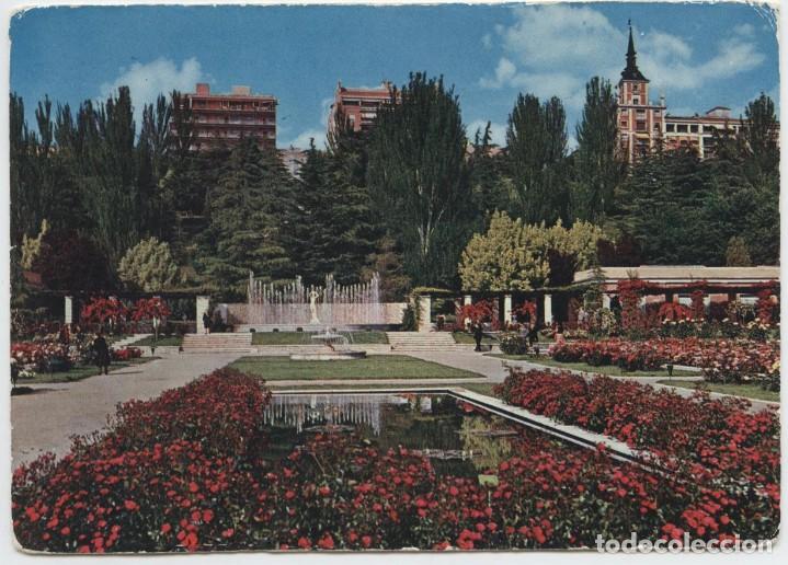 Postkarten: N&ordm; 2.002-MADRID. Parque del Oeste. Rosaleda. Sin circular. ED. ARRIBAS