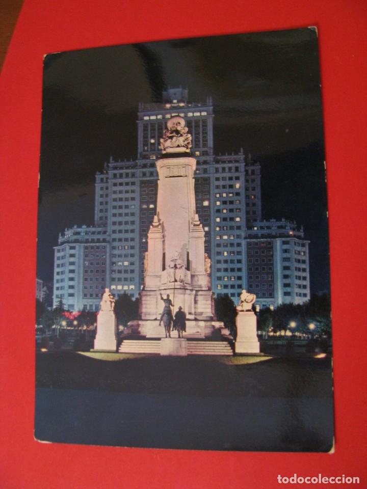 Postales: POSTAL DE MADRID. MONUMENTO A CERVANTES Y EDIFICIO ESPA&Ntilde;A. NOCTURNA. U.D.E. CIRCULADA - Foto 1