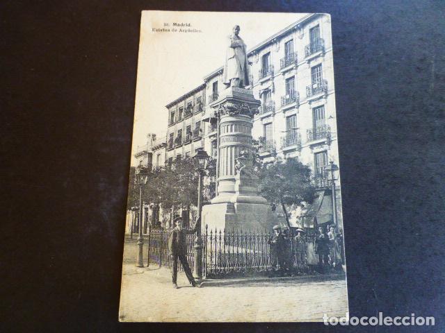 Postales: MADRID ESTATUA DE ARG&Uuml;ELLES - Foto 1
