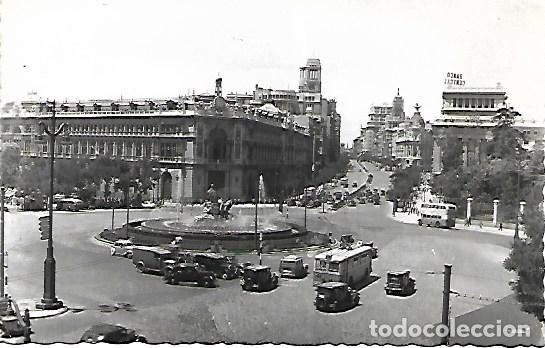 Postales: MADRID - 132. CIBELES Y CALLE DE ALCALÁ - CIRCULADA- 1955