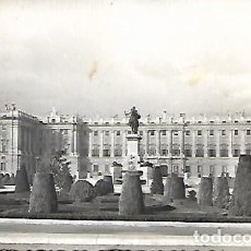 Postales: MADRID - 56. PALACIO NACIONAL Y JARDINES DE LA PLAZA DE ORIENTE - 1952. Lote 363124090