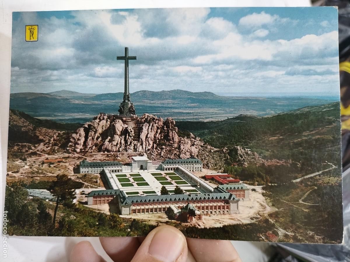 Cartes Postales: Postal SANTA CRUZ DEL VALLE DE LOS CAIDOS Vista Panor&aacute;mica de la Parte Posterior del Monumento N 25