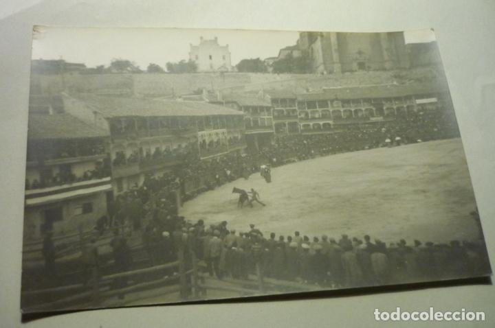 Postais: postal-tarjeta chinchon .-toros &iexcl;&iexcl;BLANCA POR DETRAS NO LLEVA IMPRESION TIPO POSTAL&iexcl;&iexcl; CM