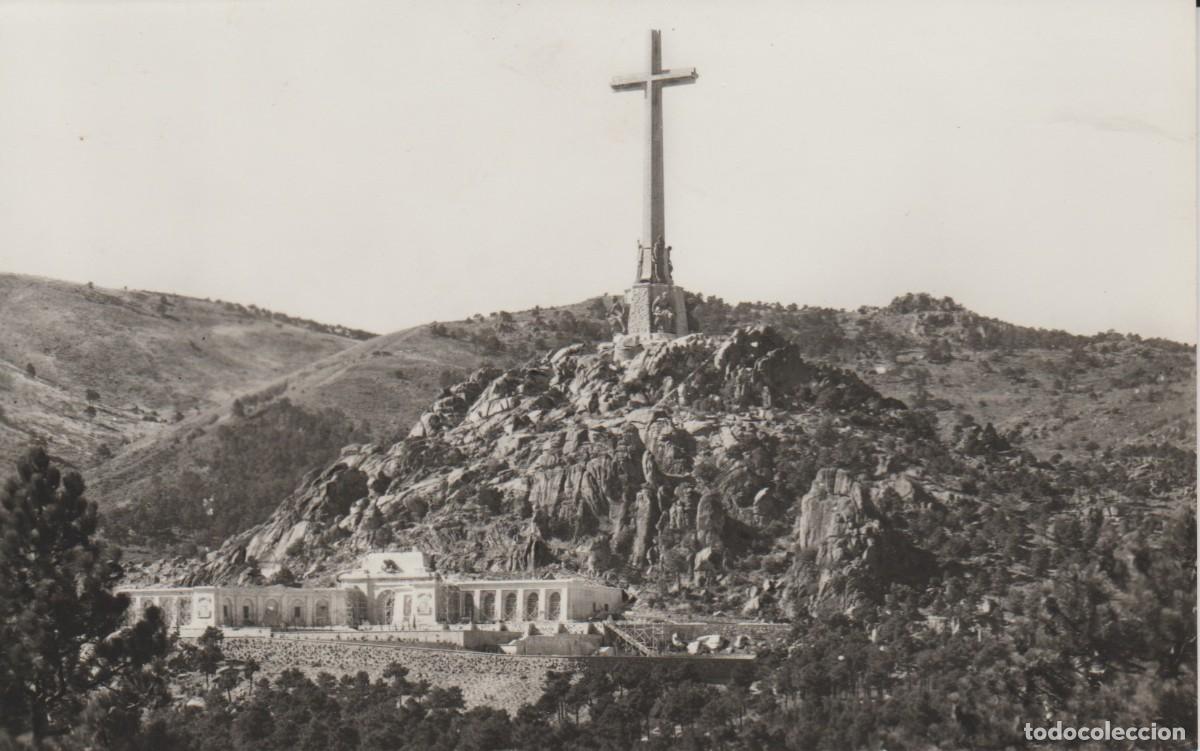 Postales: (1330) ABADIA DE SANTA CRUZ DEL VALLE DE LOS CAIDOS. VISTA PANORAMICA ... SIN CIRCULAR