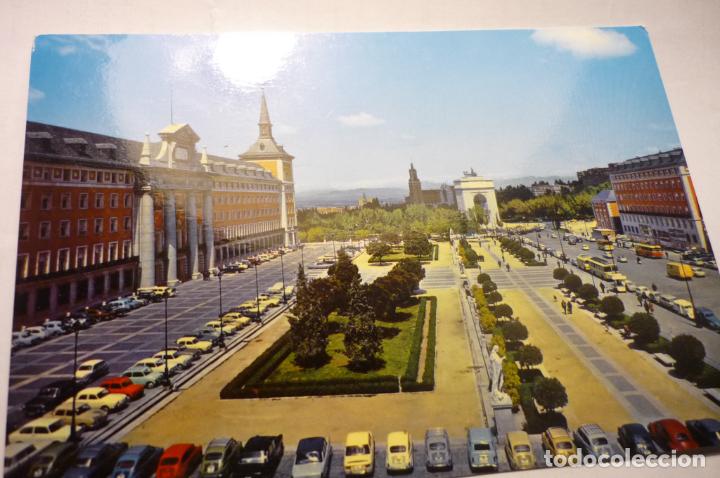 Postales: postal madrid pl.moncloa escrita - Foto 1