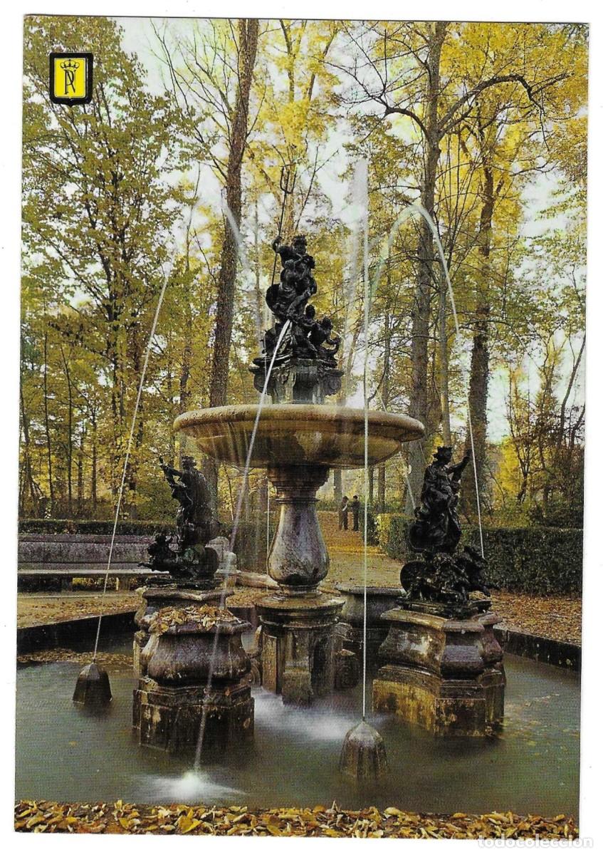 Cartoline: Postal Aranjuez. Jard&iacute;n de la Isla. Fuente representando las partes del Mundo. 74-386