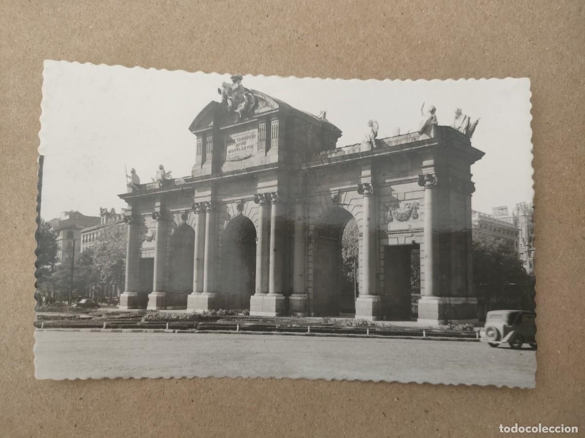 Postales: MADRID. PUERTA DE ALCALA - Foto 1