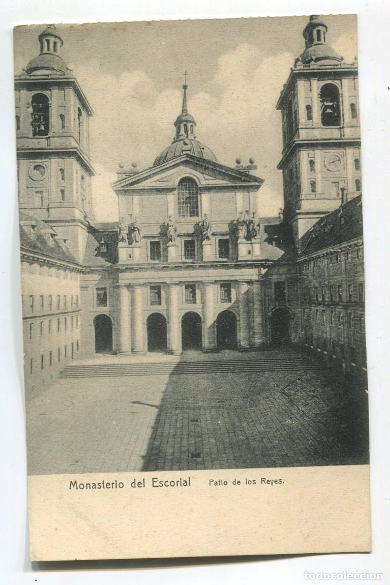 Postales: El Escorial. Monasterio del Escorial. Patio de los Reyes