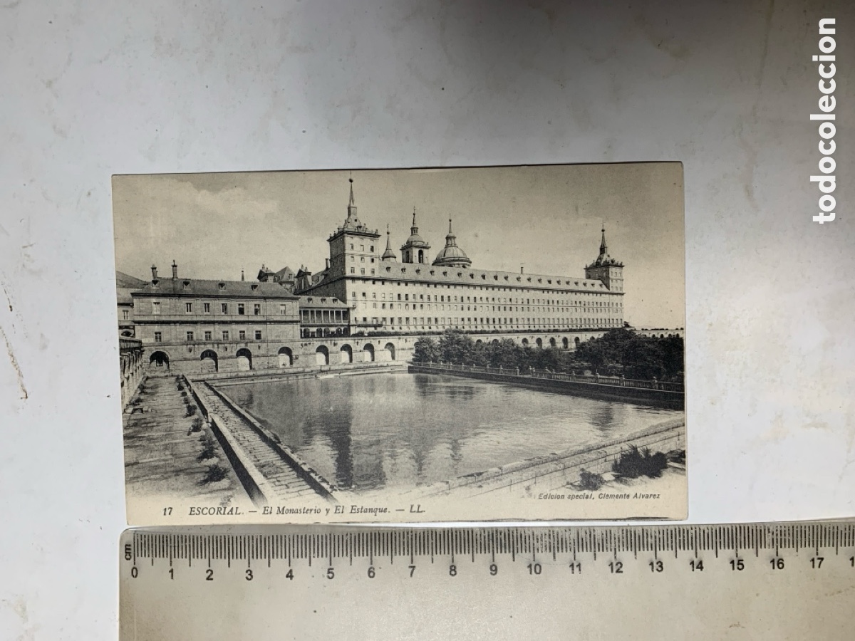 Postales: POSTAL. EL ESCORIAL. MADRID. MONASTERIO Y ESTANQUE. ED. CLEMENTE &Aacute;LVAREZ. - Foto 1