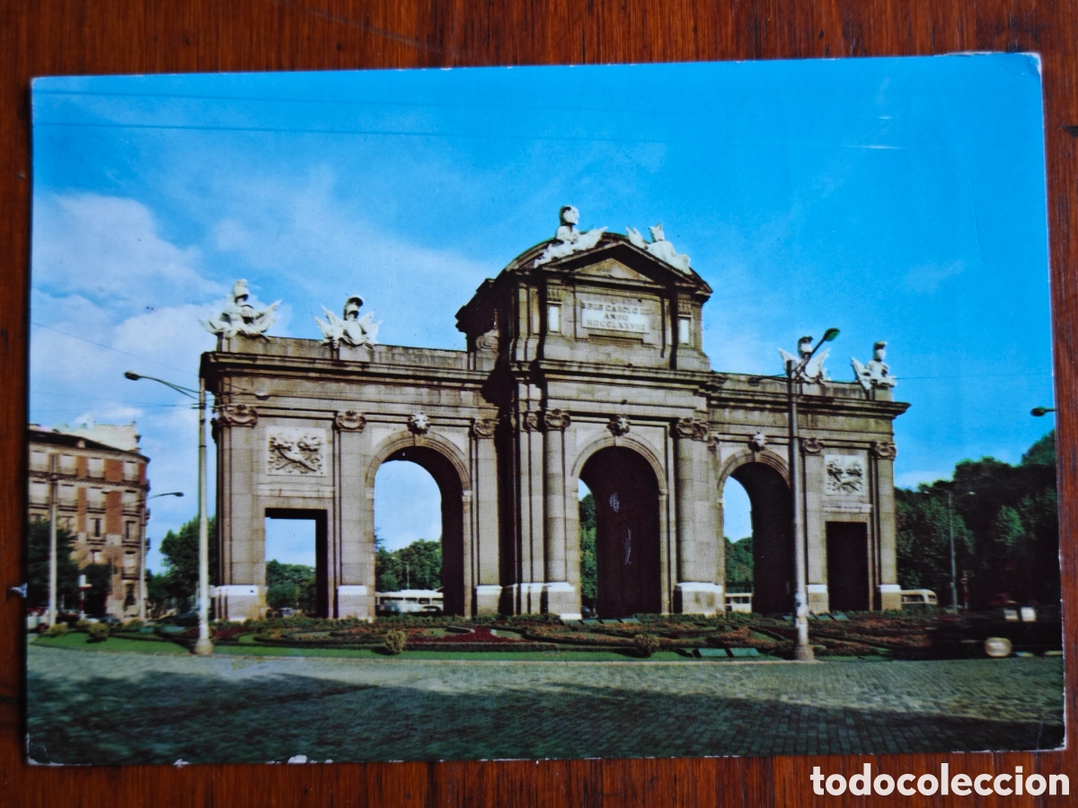 Postales: Madrid, puerta de alcala. - Foto 1
