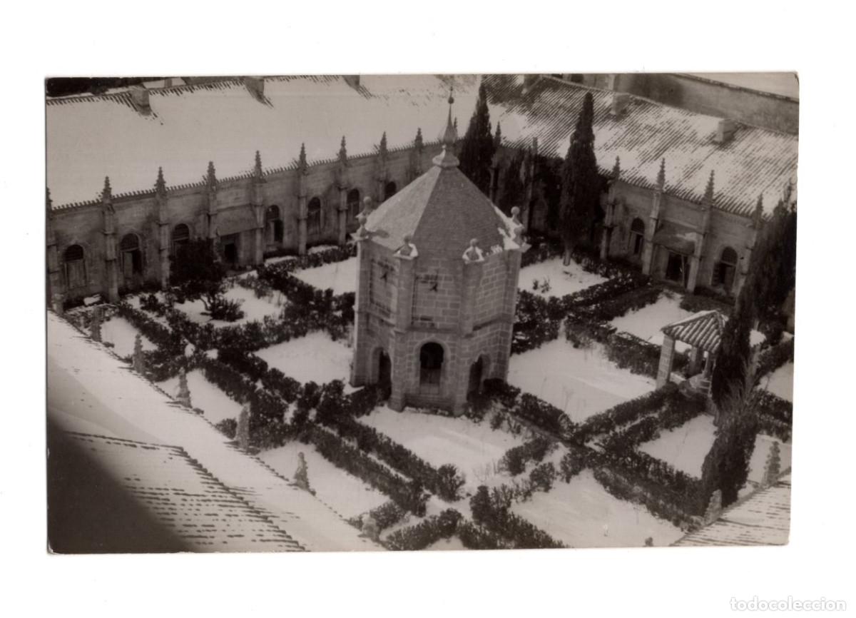 Cartoline: RASCAFR&Iacute;A. MADRID.- CLAUSTRO CUBIERTO DE NIEVE DEL REAL MONASTERIO DE SANTA MAR&Iacute;A DE EL PAULAR.