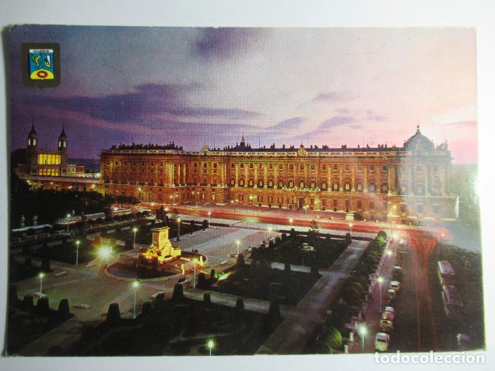 Postales: Madrid - Plaza de Oriente y Palacio Real - Foto 1
