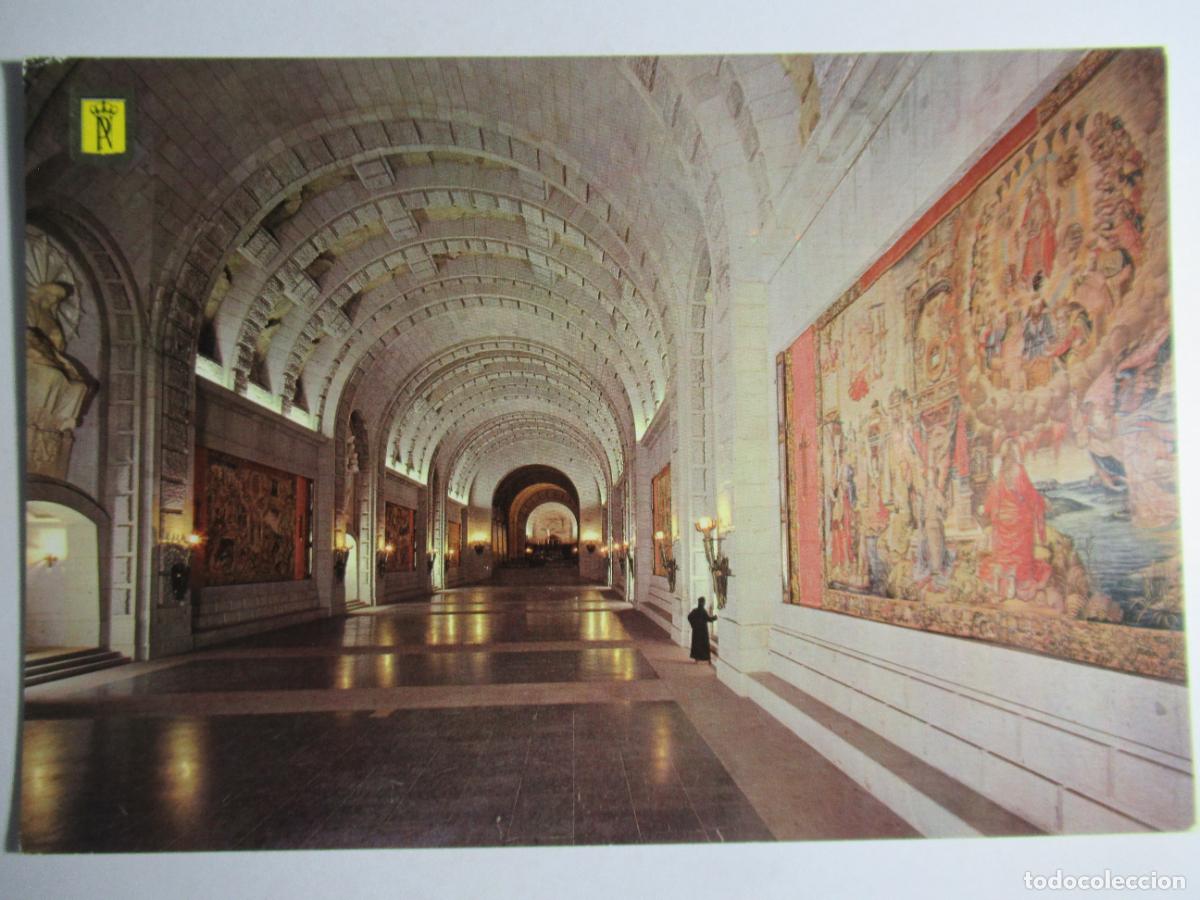 Postales: Santa Cruz del Valle de los Ca&iacute;dos - Cripta Bas&iacute;lica. Nave Central - Foto 1